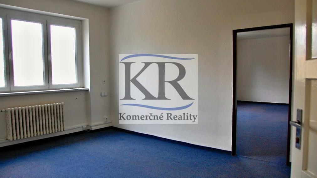 kancelárske priestory v  budove na Sihoti ,Trenčín