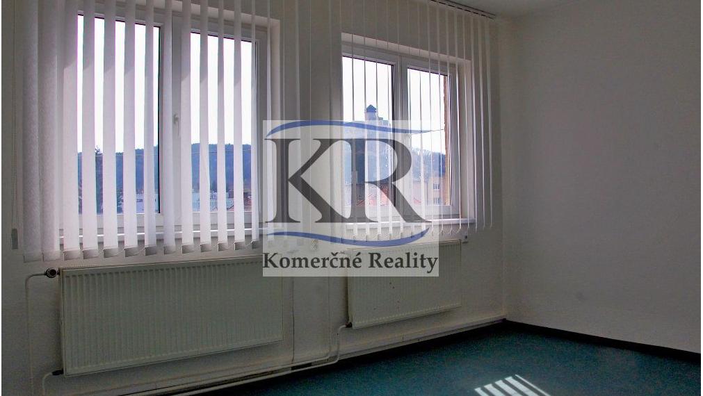 kancelárske priestory v  budove na Sihoti ,Trenčín