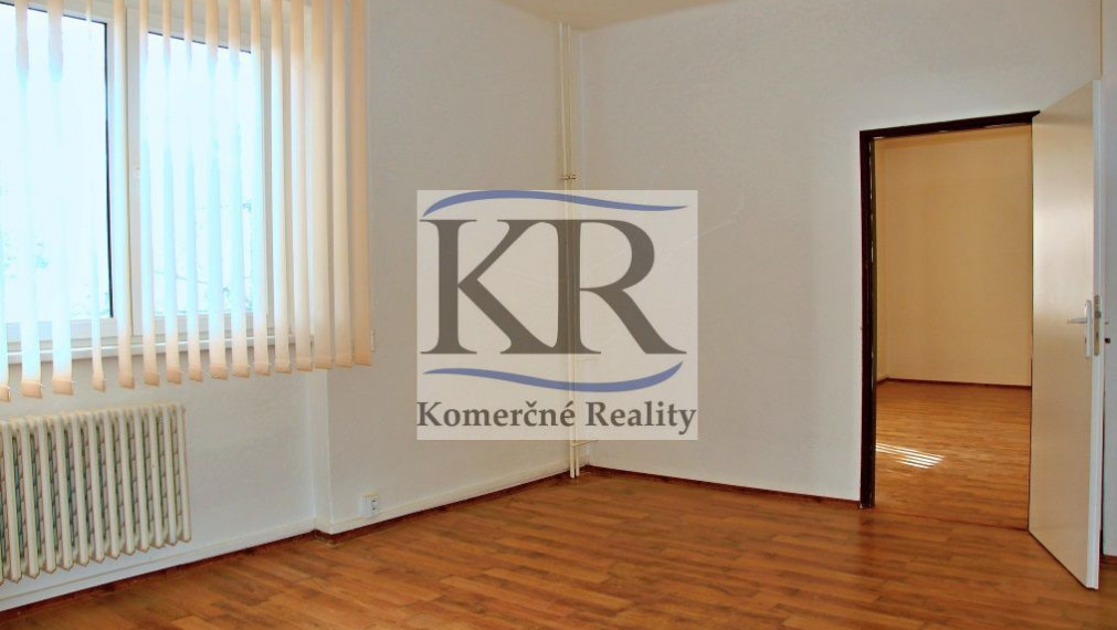 kancelárske priestory v  budove na Sihoti ,Trenčín