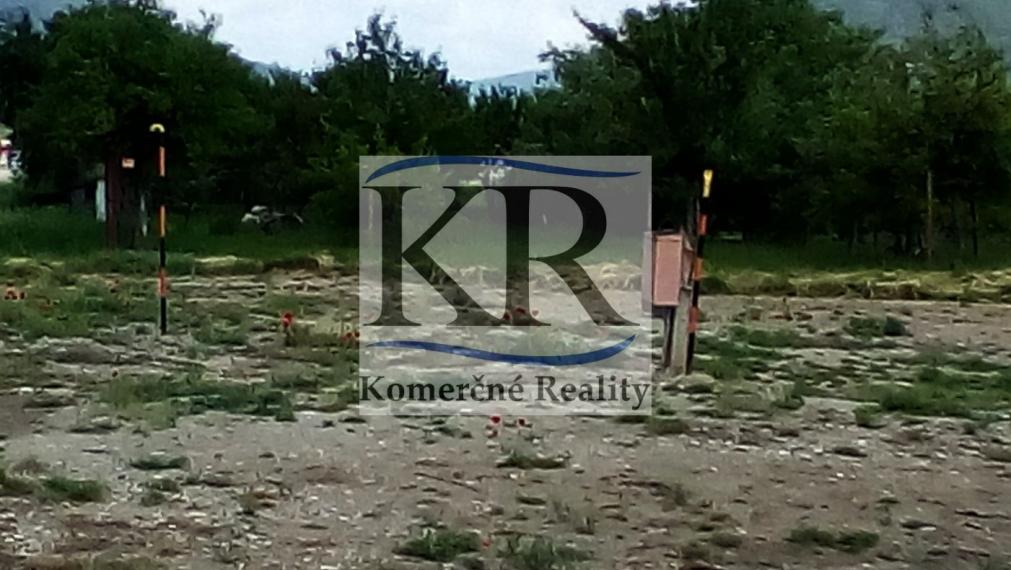 Kúpime pozemok o výmere do 2500 m2, okres Trenčín