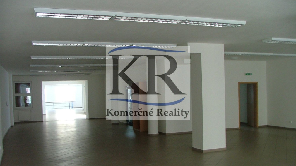 Komerčné priestory v Nitre, 240m2