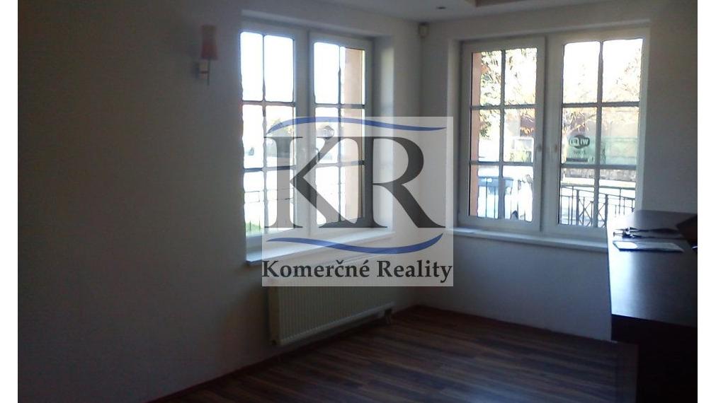 Na prenájom dom na obchodné účely, Nitra