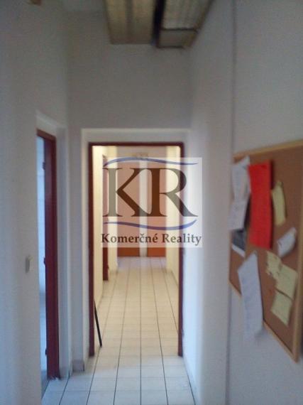 Na prenájom dom na obchodné účely, Nitra