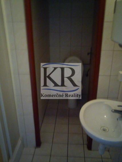 Na prenájom dom na obchodné účely, Nitra