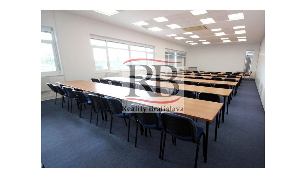 Kancelárske a administratívne priestory na prenájom - Bratislava III