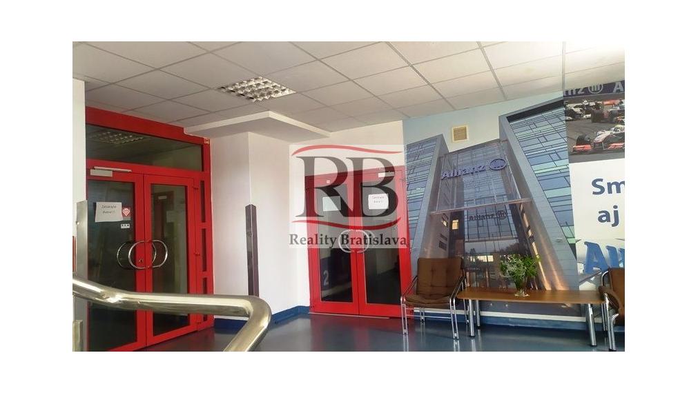 Kancelária 72,9m² v BA III na prenájom