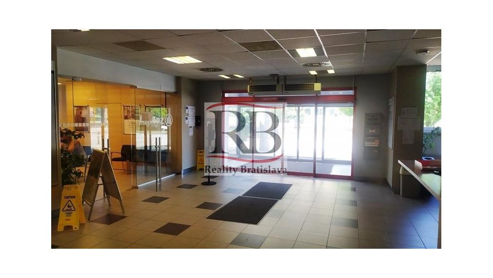 Kancelária 72,9m² v BA III na prenájom
