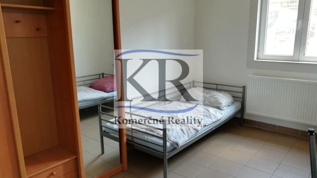 Nebytové prevádzkové priestory a ubytovacie priestory na predaj Trnava, cena:360 000 €