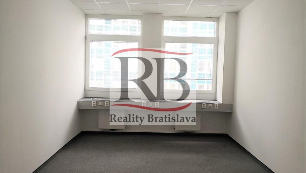 Administratívne priestory, Miletičova, Bratislava - Ružinov