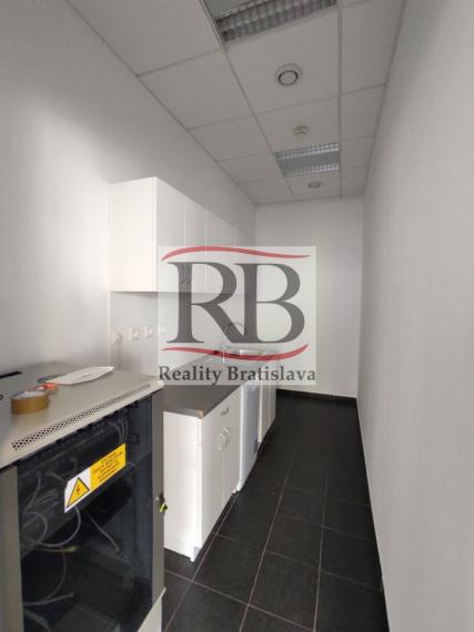 Kancelárie vysokého štandardu v Apollo BC 2, Prievozská - Ružinov