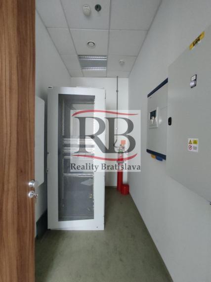 Kancelárske priestory v Apollo BC 2, Prievozská - Ružinov