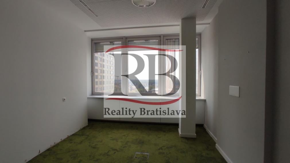 Administratívne priestory na prenájom, Prievozská - Ružinov