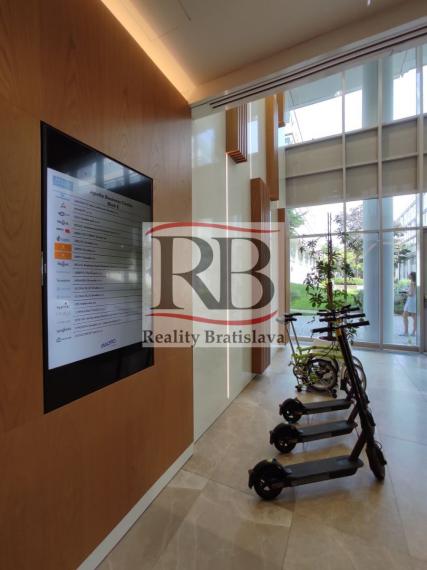 Administratívne priestory na prenájom, Prievozská - Ružinov