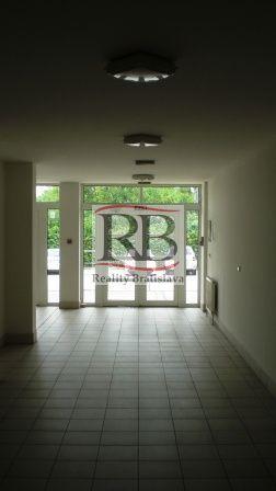 Kancelársky priestor, Krajná, Bratislava II, 15,7m2