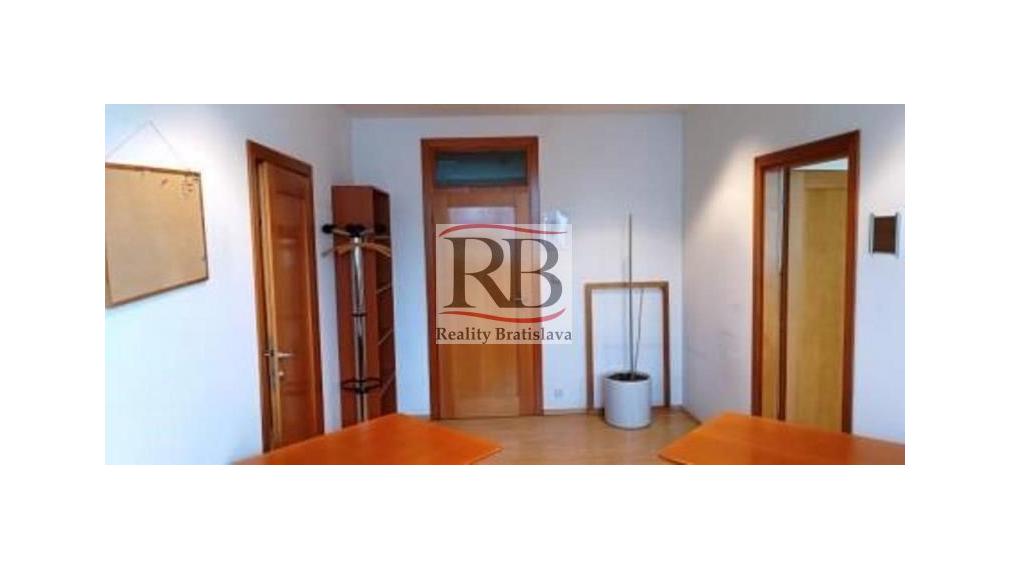 Kancelárske priestory na Krajnej ul. v BA II Ružinov