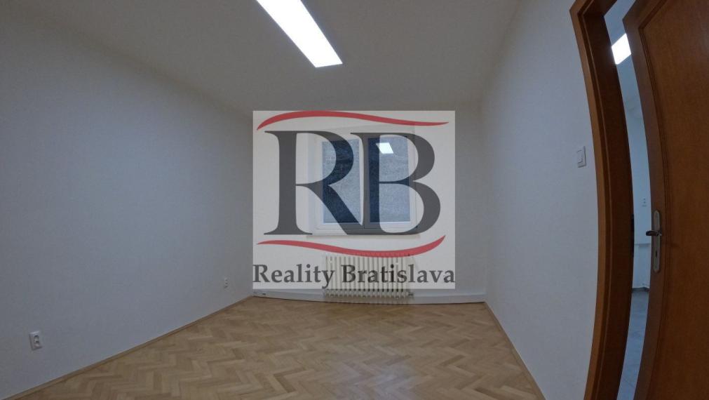 Administratívna budova na prenájom - Kráľovské údolie, Bratislava I 