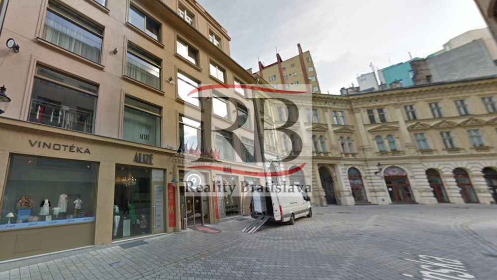 Lukratívny butik v Central Pasáži, Laurinská-Staré Mesto, 48m2