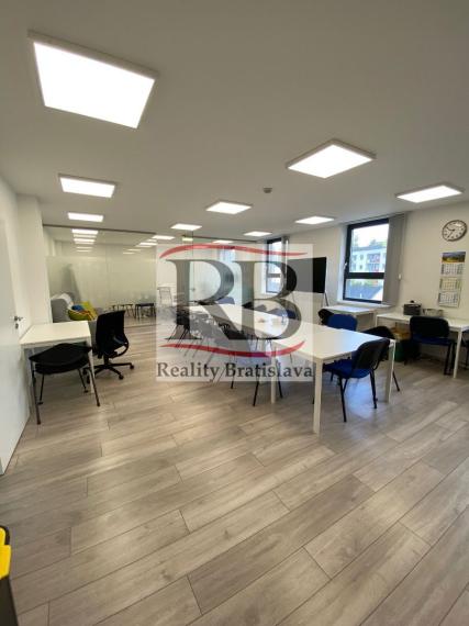 Novostavba kancelárskeho priestoru na prenájom - Bratislava V