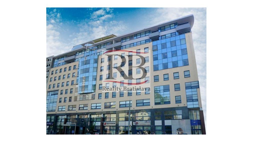 Ucelený, zariadený kancelársky celok, s možnosťou parkovania, 297 m2