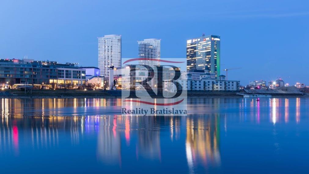 Kancelárske priestory v renomovanej budove TOWER 115, Bratislava-Staré Mesto