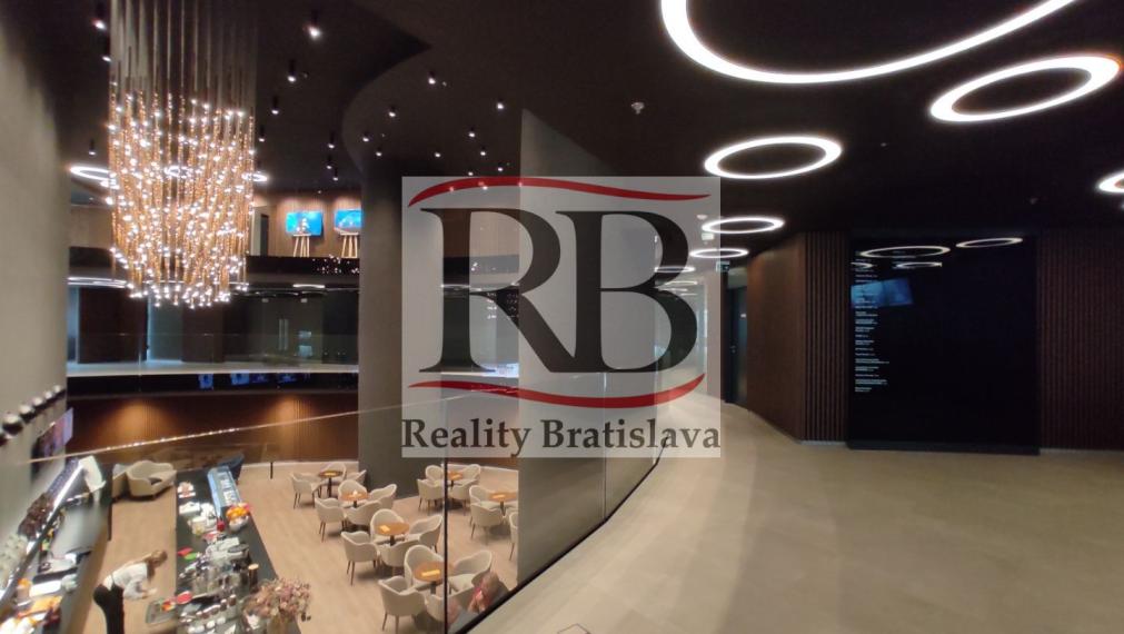 Obchodné priestory v exkluzívnej budove TOWER 5 v tesnej blízkosti štadióna Tehelné Pole, Kalinčiakova, BA3