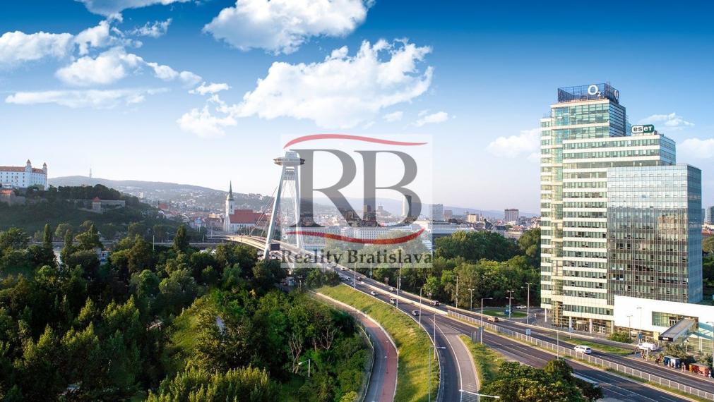 Reprezentatívne kancelárie v AUPARK TOWER, 246,38m2