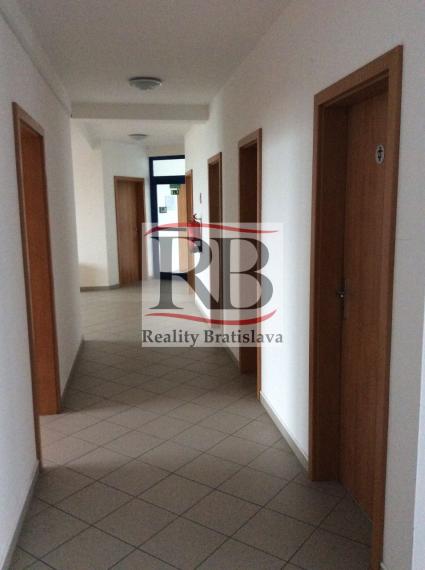 Kancelárie na prenájom, Dvojkrížna, Bratislava II