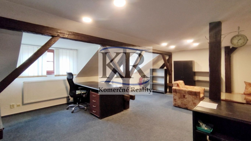 Administratívne priestory ul. Palackého, Trenčín - centrum