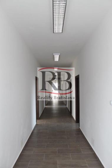 Na prenájom administratívne priestory v novostavbe na Ulici Svornosti, Bratislava II