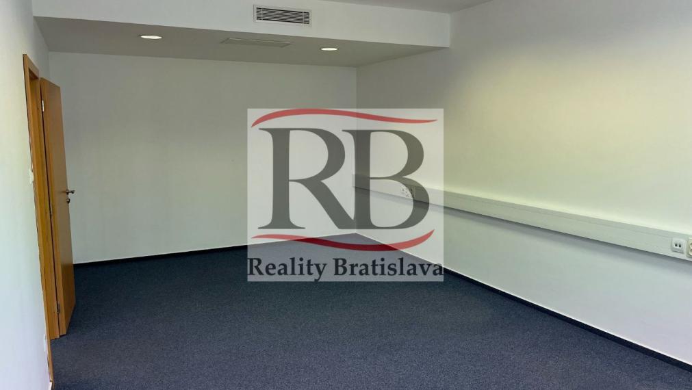 Kancelária na prenájom v Bratislave v Ružinovskej novostavbe