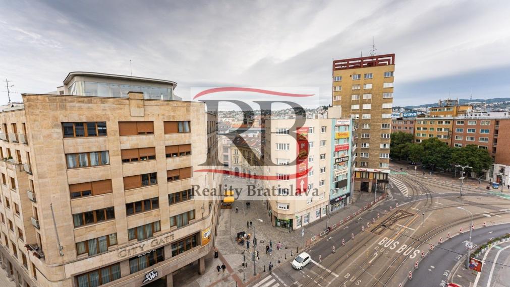 Kancelárske priestory v centre Starého Mesta, Štúrova ulica-Luxor TOP