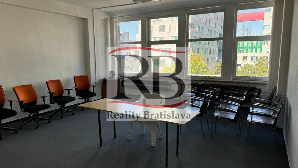 Kancelárska priestory 38 m2 BA II, Klincová ulica