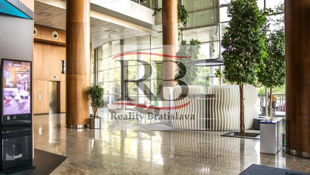 Reprezentatívne kancelárie v AUPARK TOWER, 158,84m2