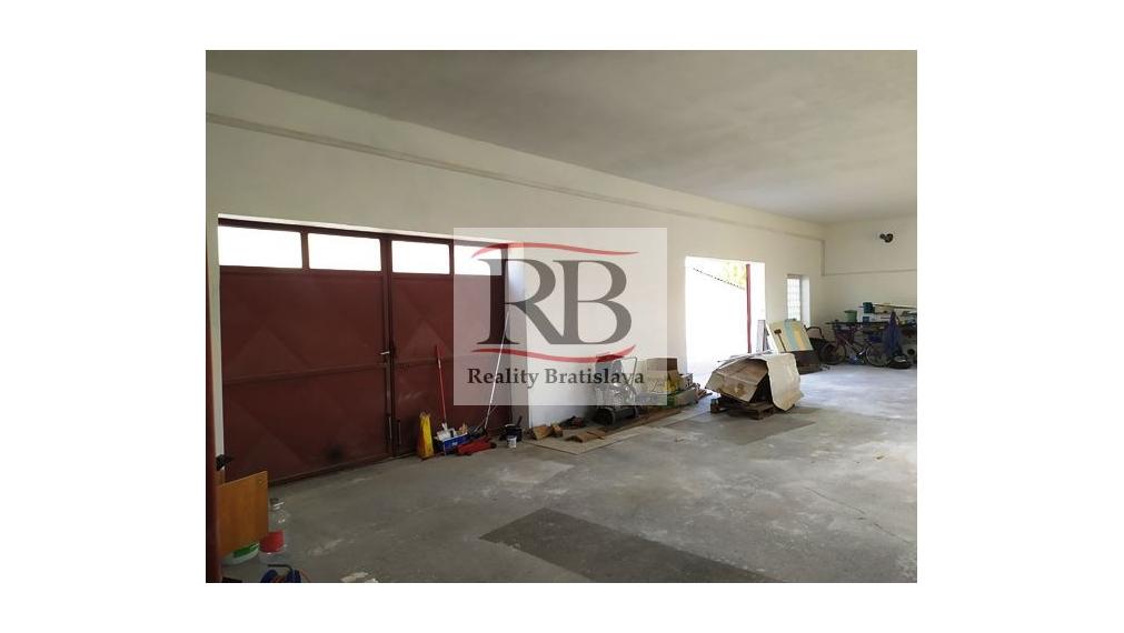 Výrobno-skladový objekt s administratívou na predaj