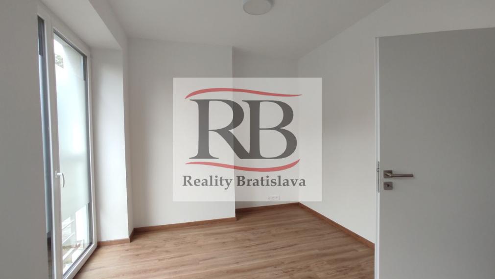 Objekt vhodný na podnikanie, Podunajské Biskupice