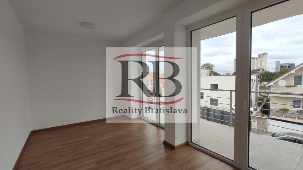 Objekt vhodný na podnikanie, Podunajské Biskupice