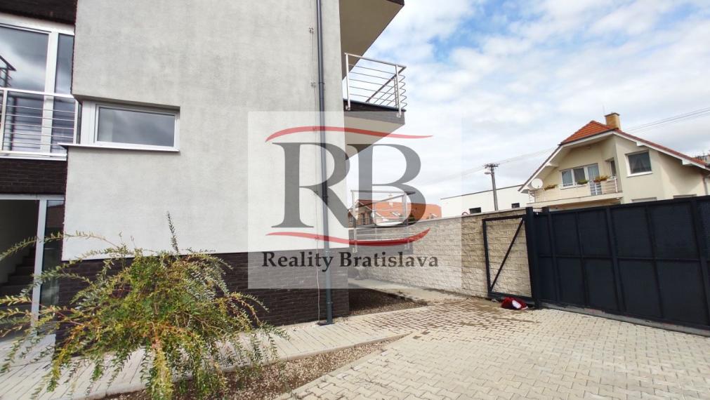 Objekt vhodný na podnikanie, Podunajské Biskupice