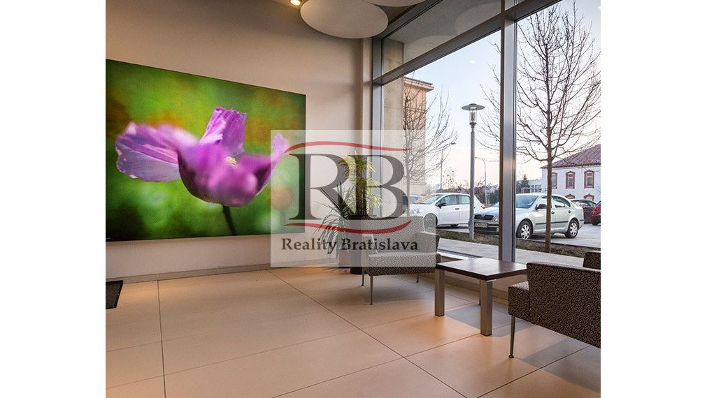 Nadštandardné kancelárske priestory 150-576m2, v Office Centre Jarošova, BAIII