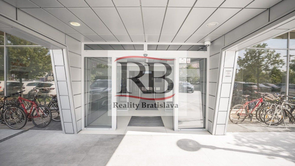 Nadštandardné kancelárske priestory 150-576m2, v Office Centre Jarošova, BAIII