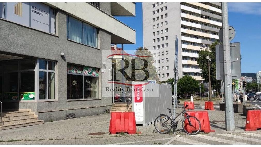 Parkovacie miesto na predaj - ul. Miletičova, Bratislava II