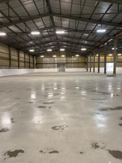 Skladová hala 3900 m2 na prenájom Trnava, Zavar