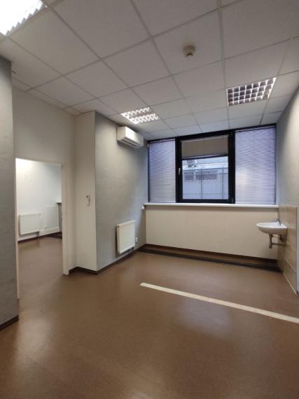 Priestor 300m2 so ZDRAVOTNÍCKYM ŠTANDARDOM, Hotel Bratislava