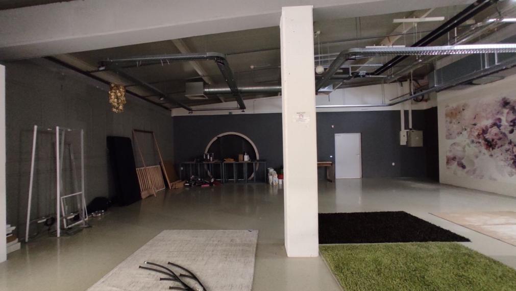 OC LIGHT PARK, priestor s výkladom na Račiansku, Bratislava III