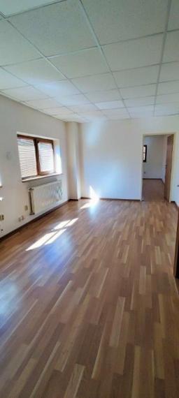 Na prenájom - kancelárie, Vajnorská, Bratislava II