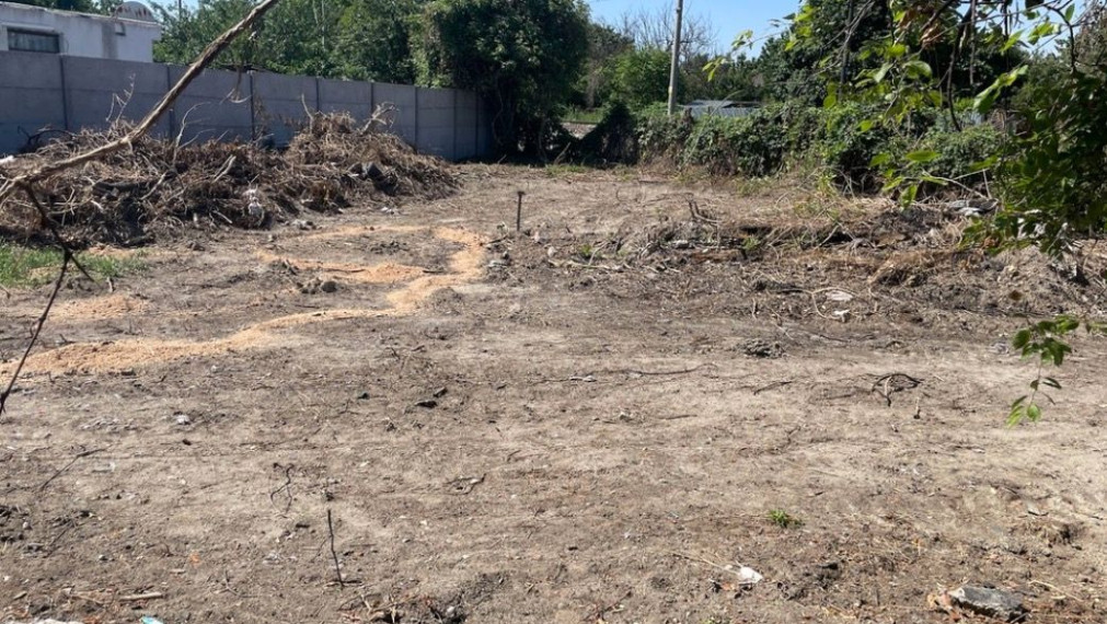 Na predaj - pozemok, Pod gaštanmi, Bratislava II