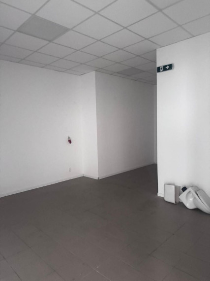 Na prenájom - obchodný priestor, ul. Klincová, Bratislava II