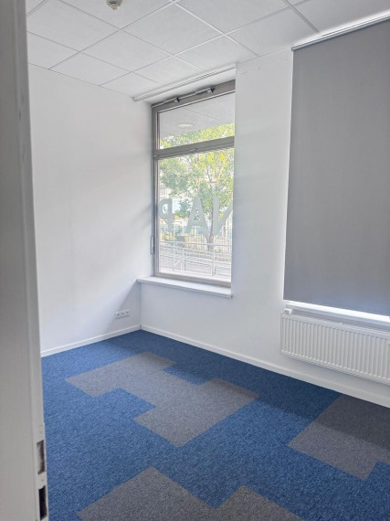 Na prenájom - obchodný priestor, ul. Klincová, Bratislava II