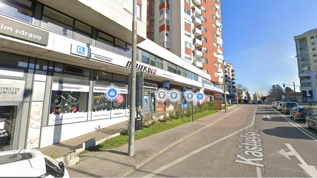 Obchodný priestor s výkladmi do frekventovanej cesty v objekte Perla Ružinova, 172m2