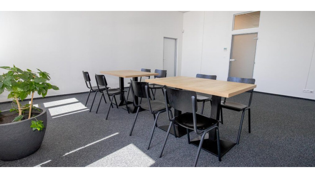 Kancelárie pri ceste do Pezinka na prenájom, Rybničná-Vajnory