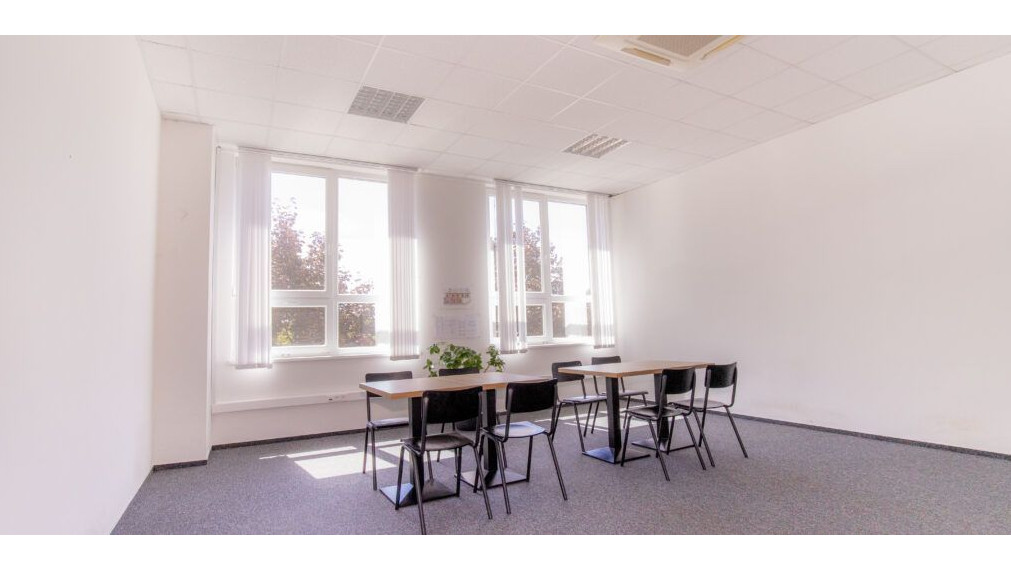 Kancelárie pri ceste do Pezinka na prenájom, Rybničná-Vajnory